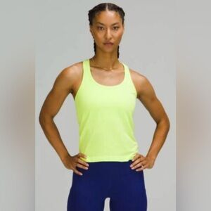 NWT.  LULULEMON SWIFTLY TECH RB TANK —RACE……..091